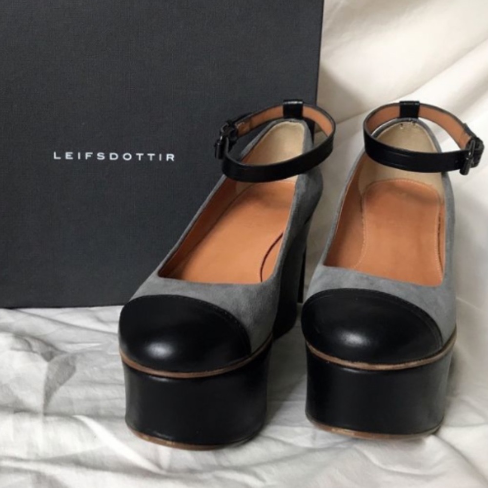 Leifsdottir Platform Heels - Picture 1 of 6
